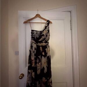 Elegant One-Shoulder Floral Dress in Black and Cream